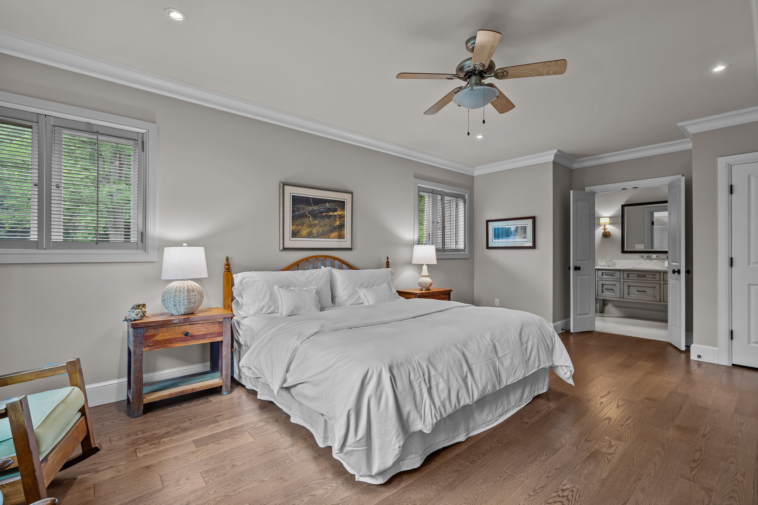Bedroom & morning light