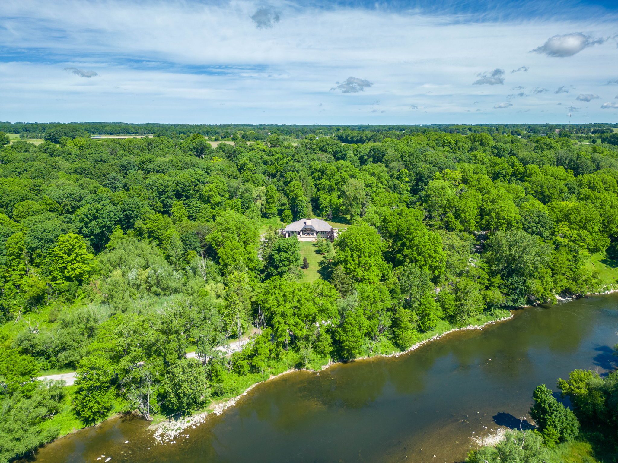 The Thames through the woods