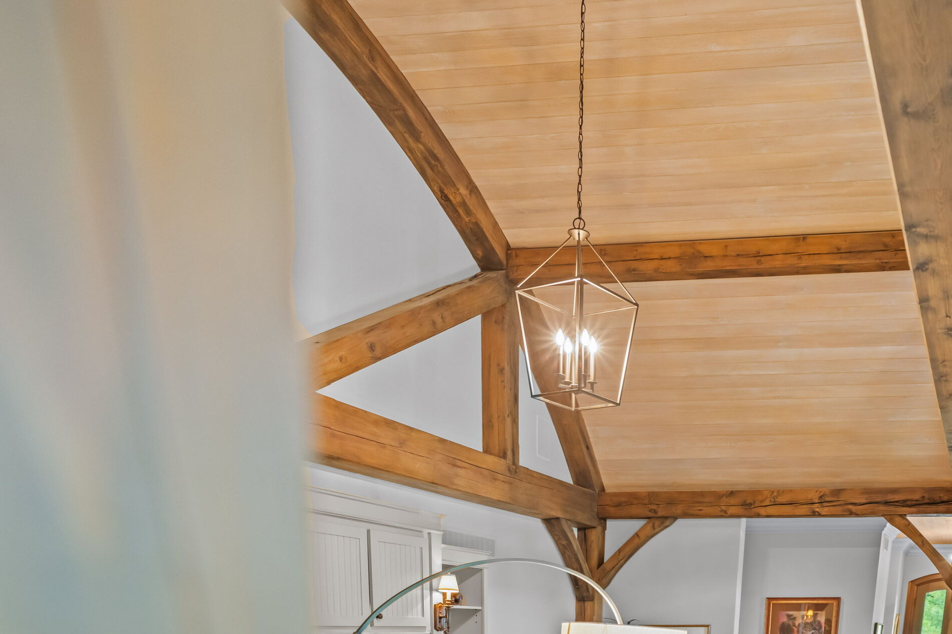 Ash ceiling