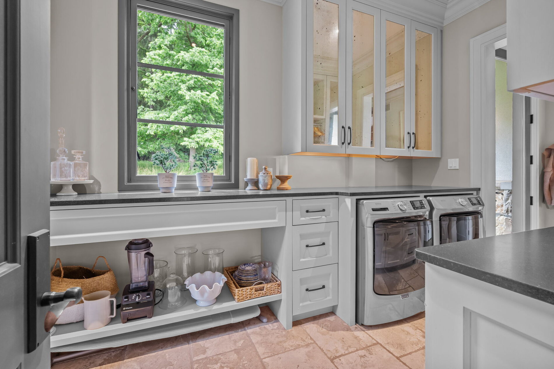 Walk-through butler's pantry